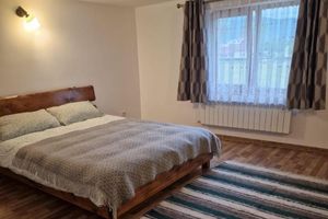 Alquiler Vacacional - Bucovina-mountainhouse-5br-fireplace-hottub-wifi