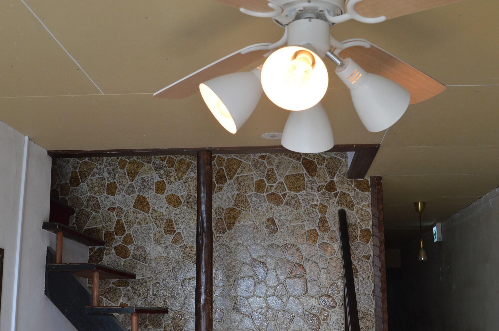 Vista Lobby Guesthouse NEST - Hostel