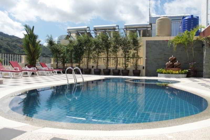 Vista Piscina Patong Hemingway's Hotel