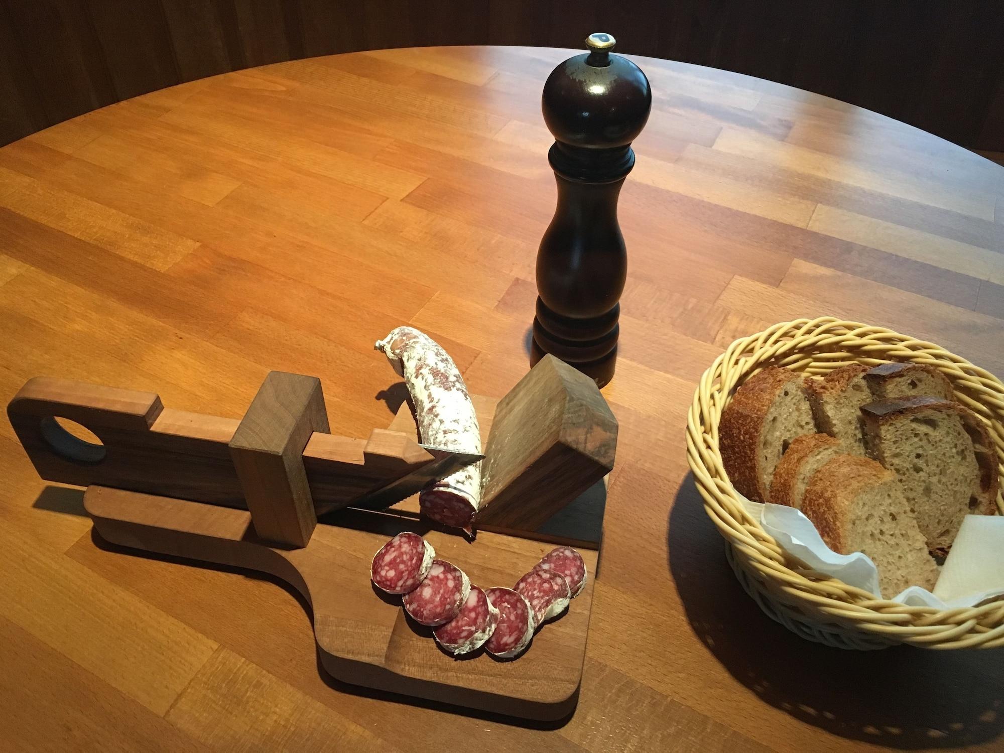 Restaurant Hirschen Schwyz GmbH - Hostel