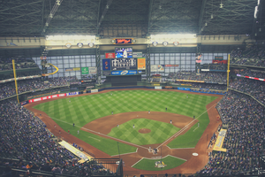 Actividad - Grandes Ligas de Béisbol: Milwaukee Brewers en American Family Field - Entrada