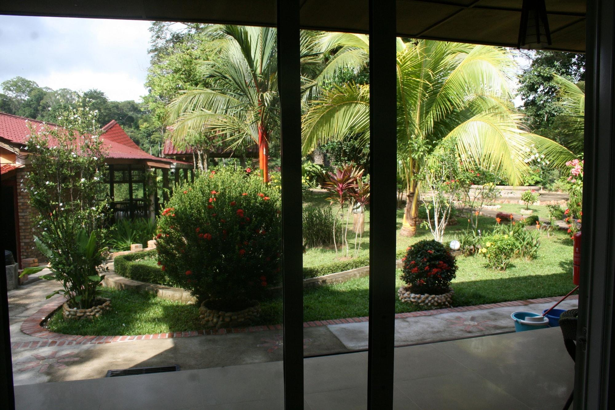 Equipamiento de Habitación Balai Serama Guesthouse