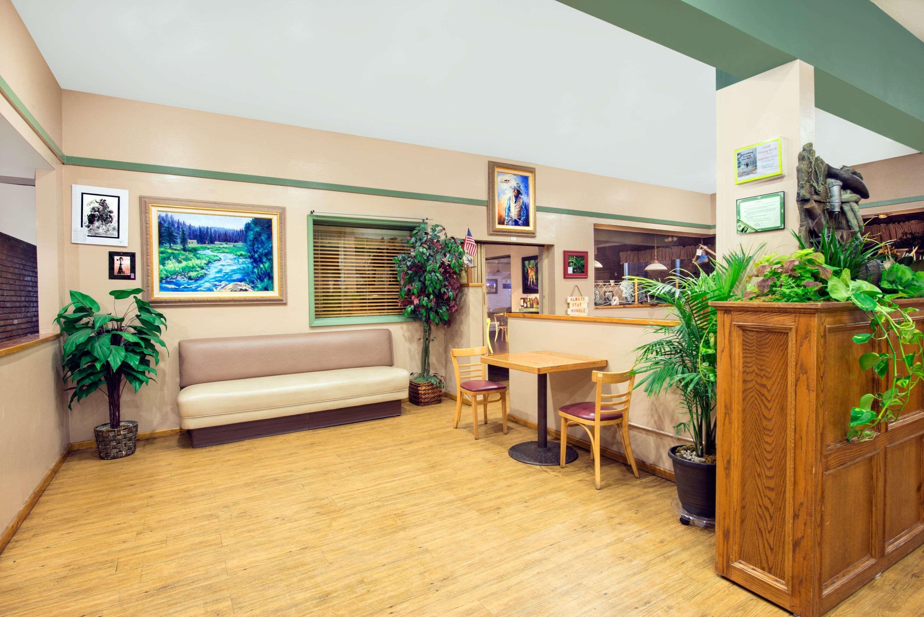 Restaurant Days Inn by Wyndham Show Low