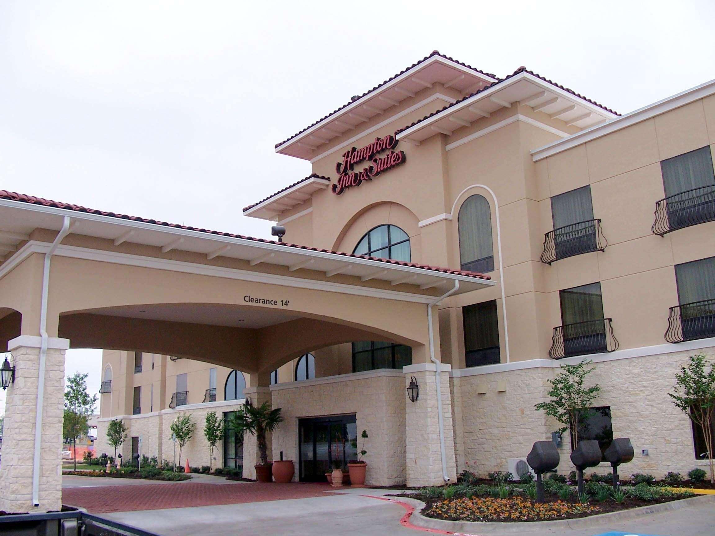 Vista Exterior Hampton Inn & Suites Del Rio