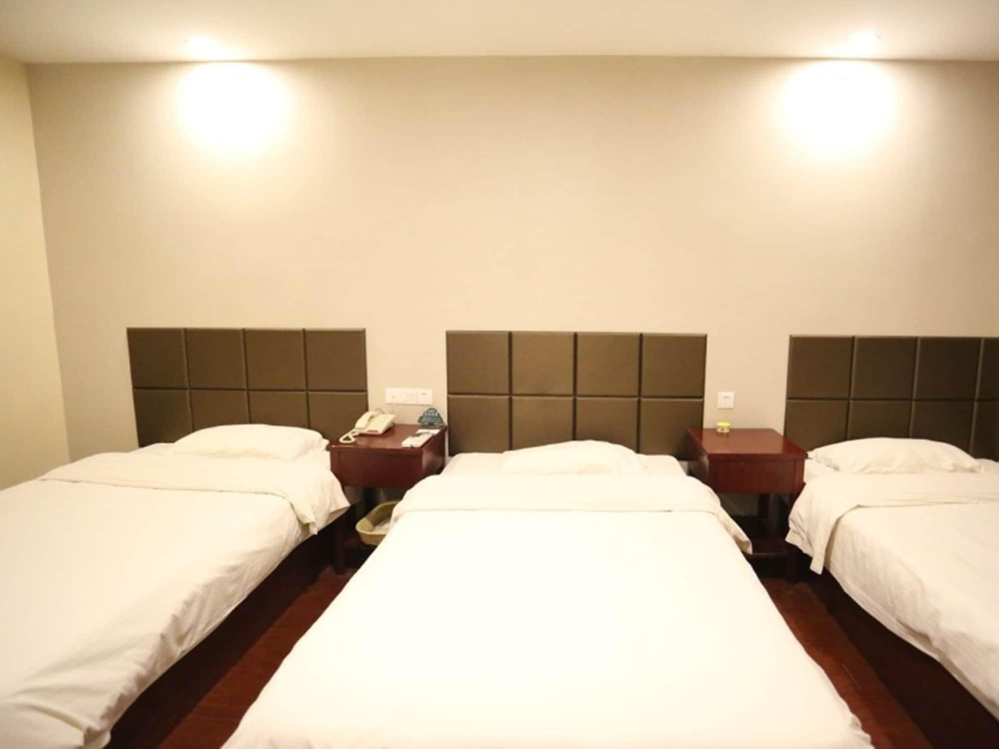 Habitación GreenTree Inn Suzhou Yongqiao District Railway Station Express Hotel