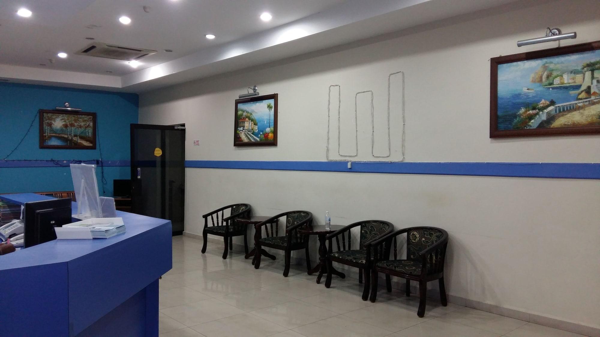 Vista Lobby PD Sea Front Hotel