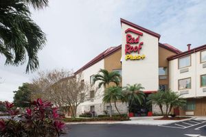 Alojamiento - Red Roof Inn PLUS+ West Palm Beach