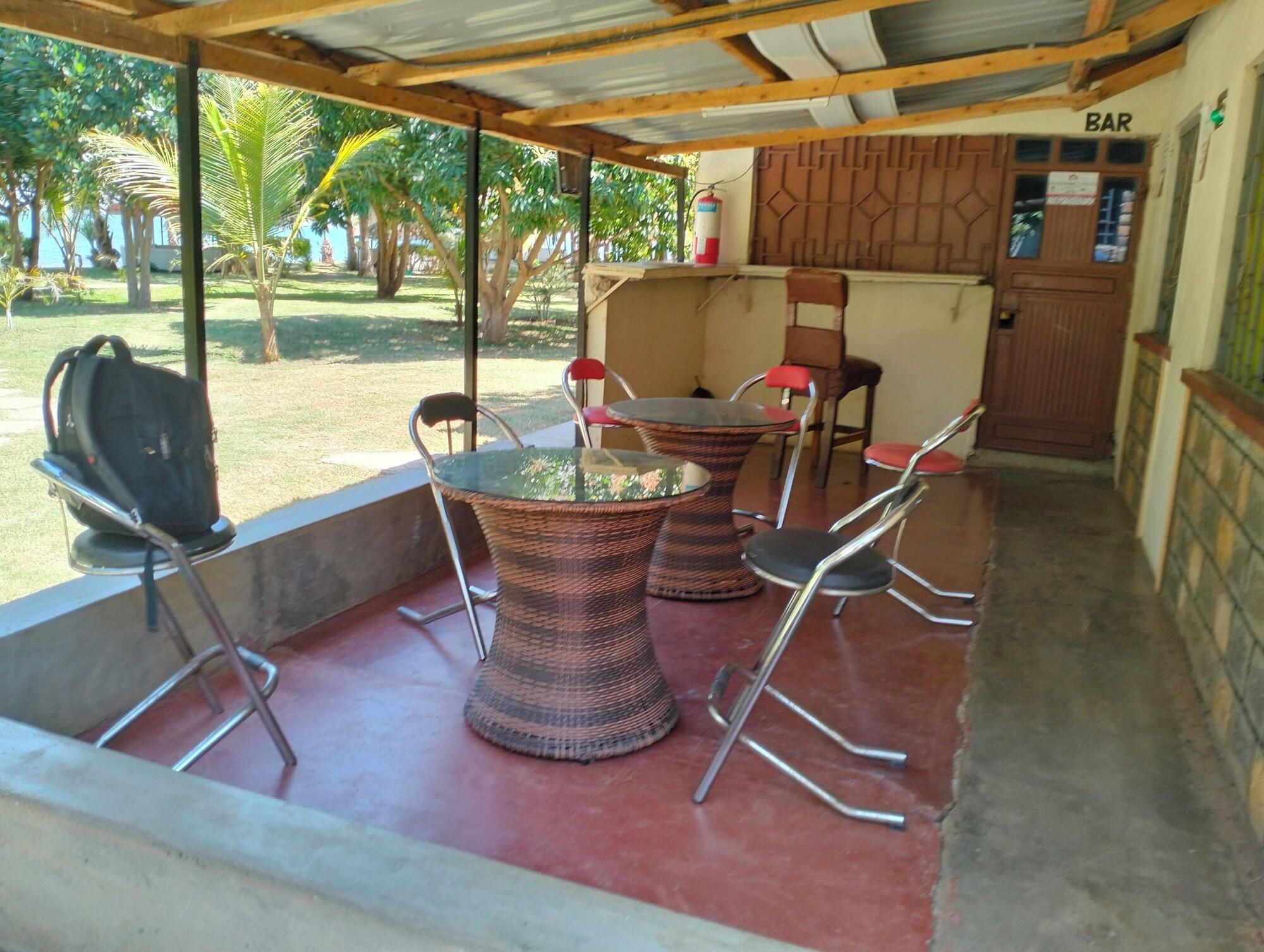 Comodidades del Alojamiento Bimoss Beach Resort & Campsite