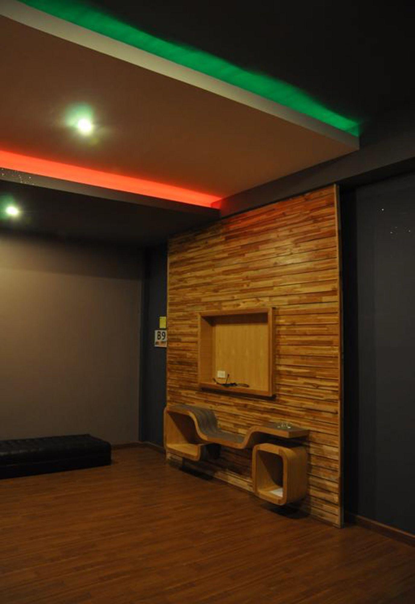 Set de Habitación In and Out Hotel