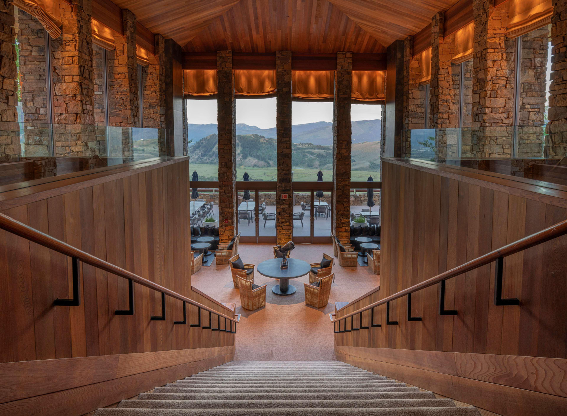 Vista Lobby Amangani