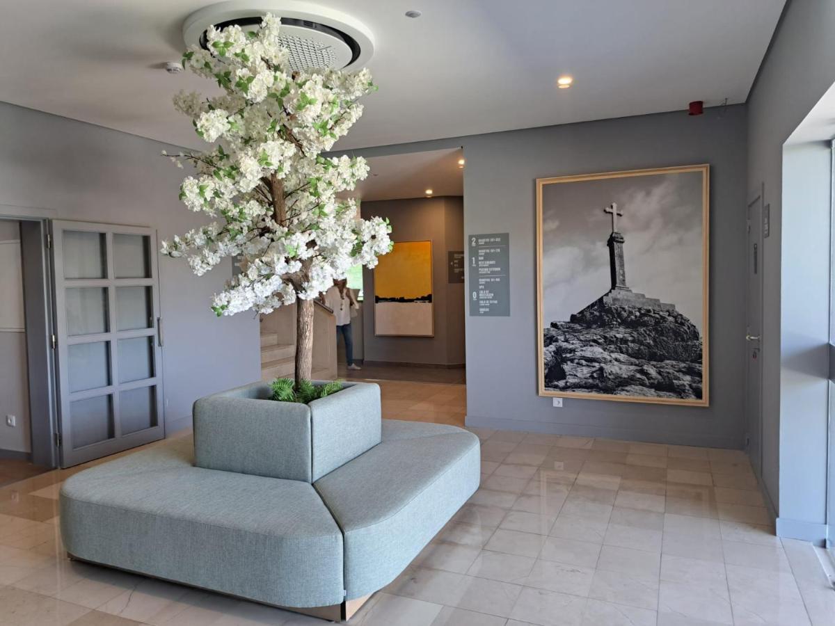 Vista Lobby Villa Rey Spa Hotel