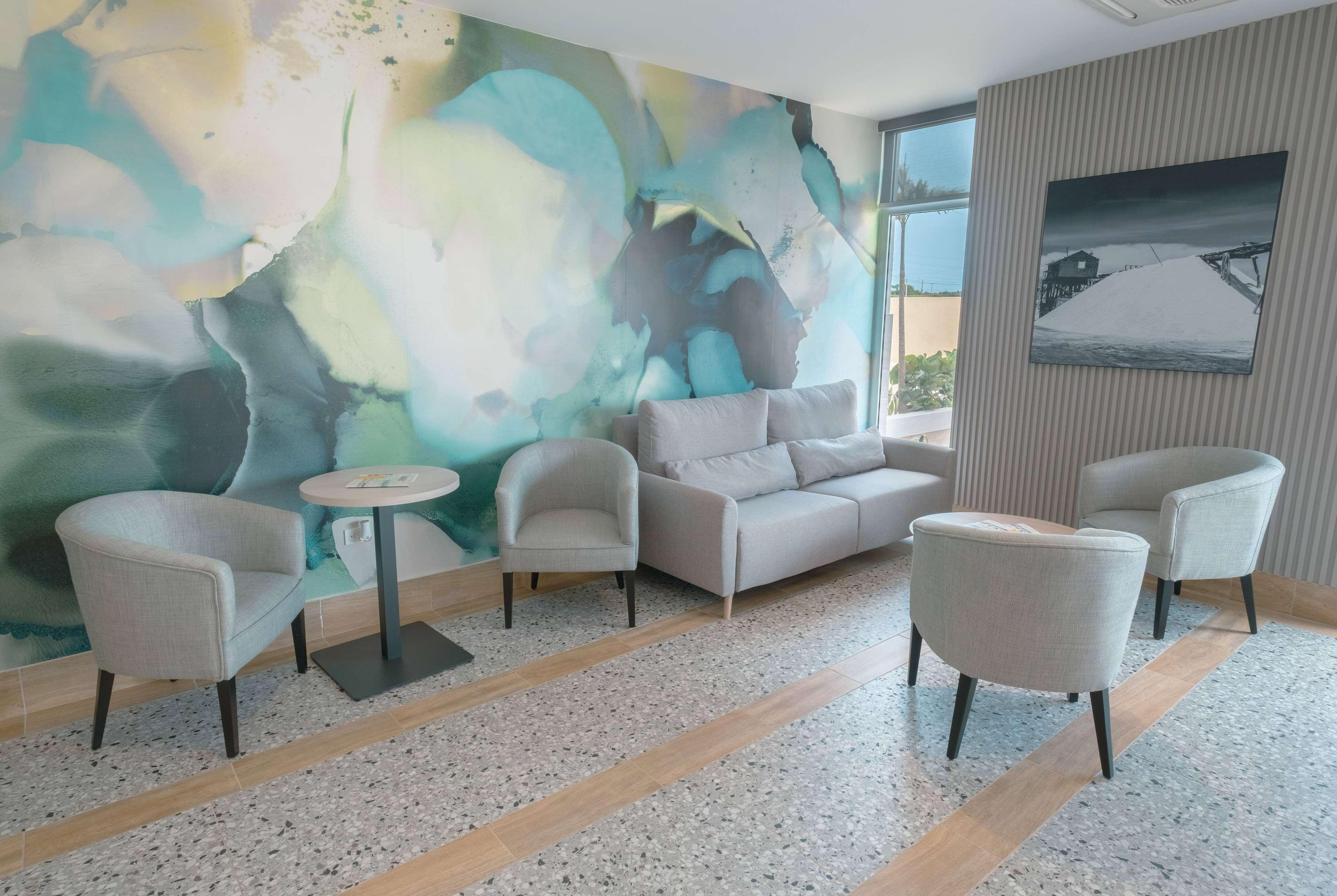 Vista Exterior Wyndham Garden El Morro Montecristi