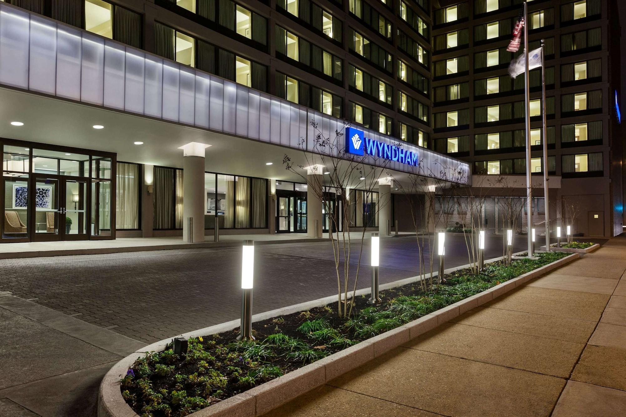 Vista Exterior Wyndham Philadelphia Historic District