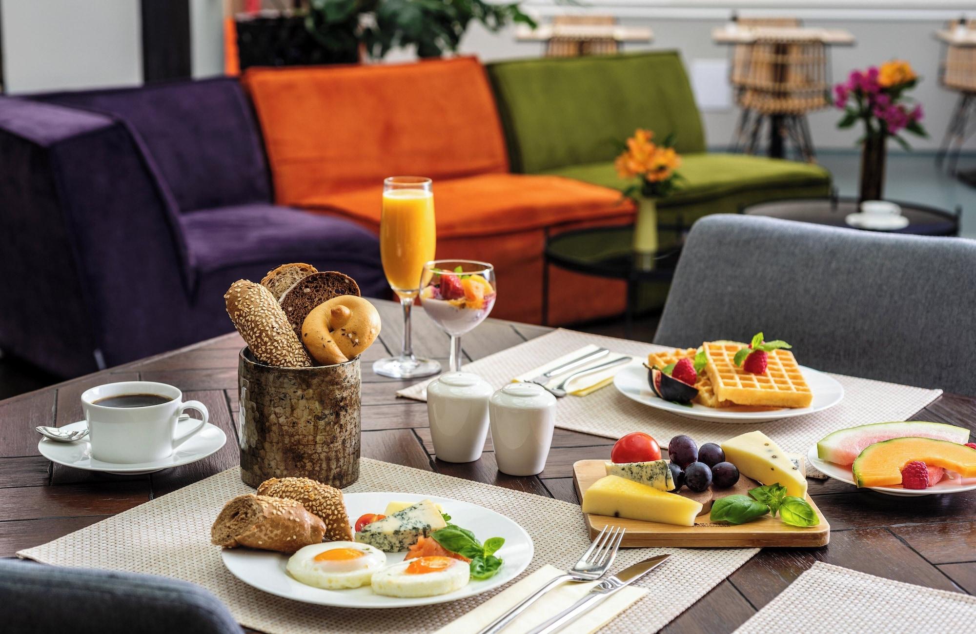 Restaurant NYX Hotel Prague by Leonardo Hotels