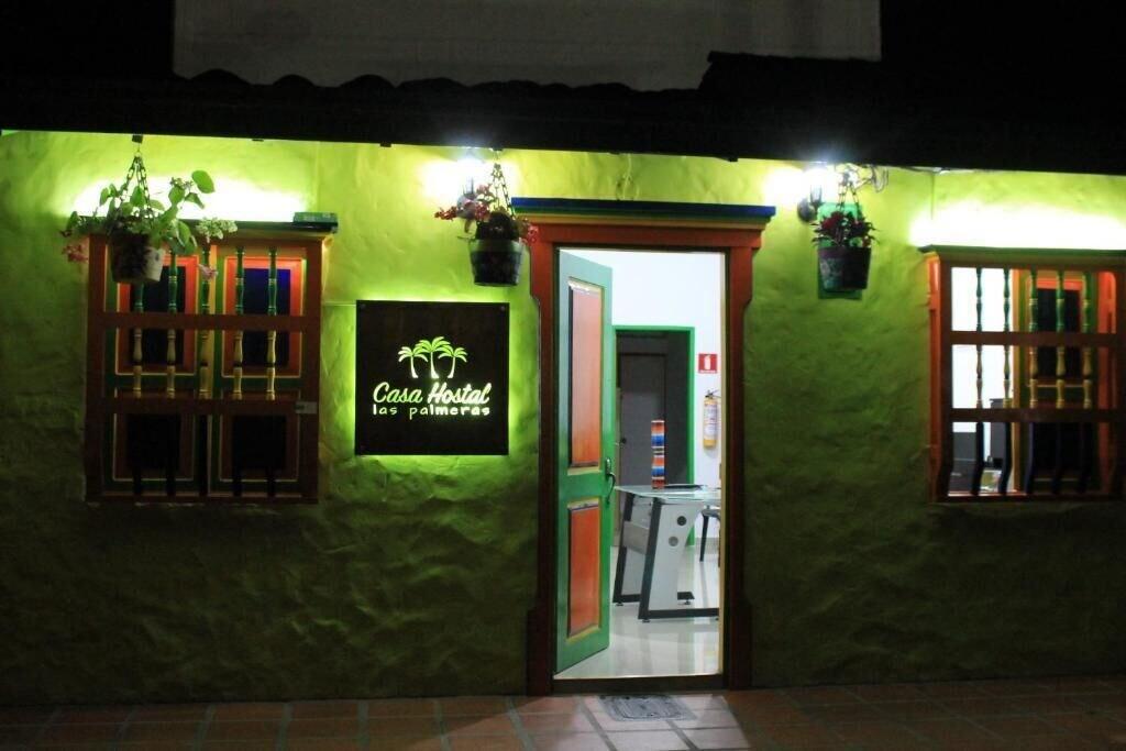 Vista Exterior Casa Hostal las Palmeras
