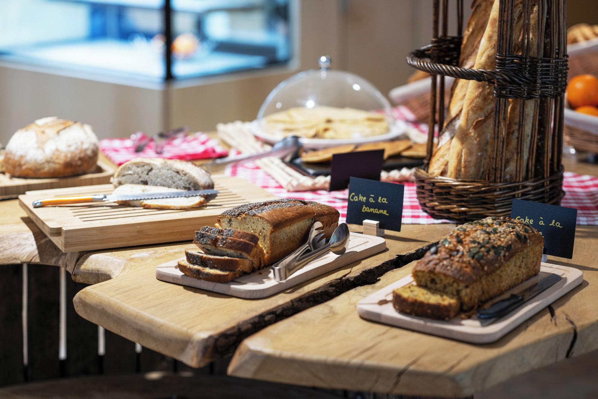 Restaurant greet Hotel Chatellerault