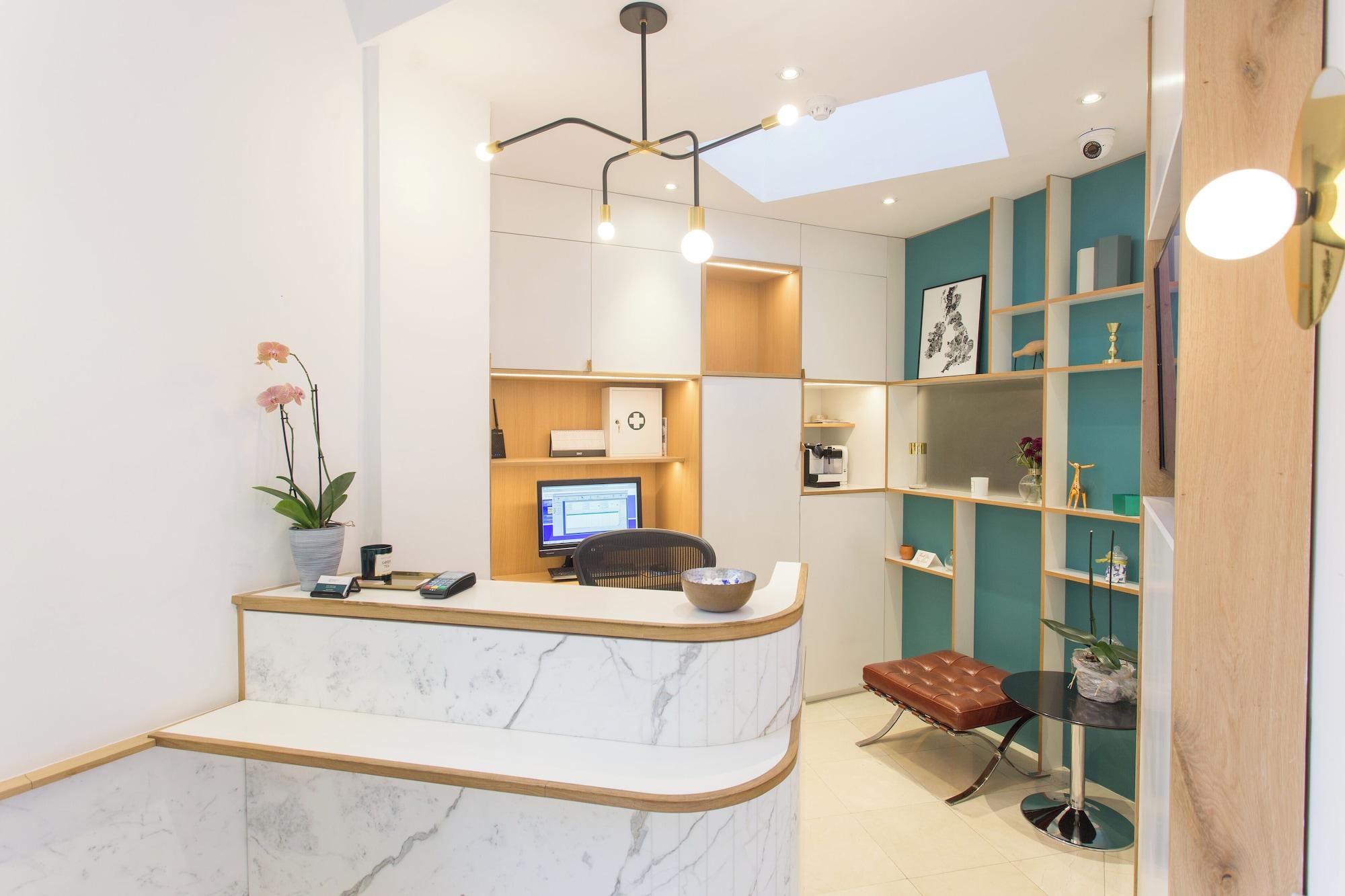 Vista Lobby Wardonia Hotel Kings Cross