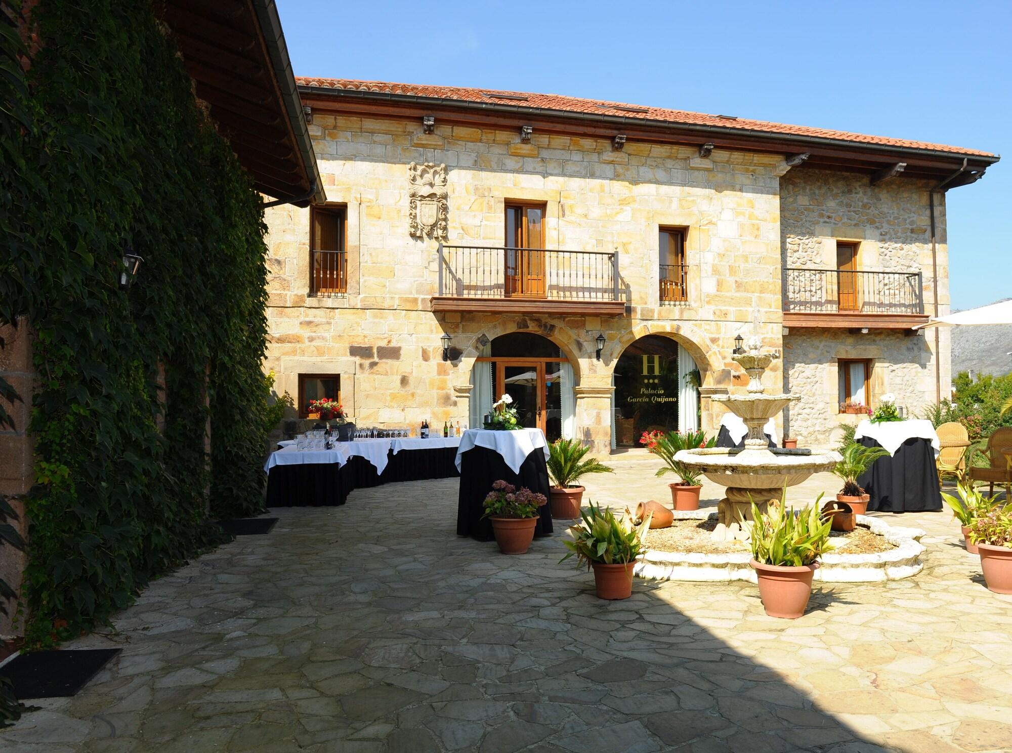 Varios Palacio García Quijano