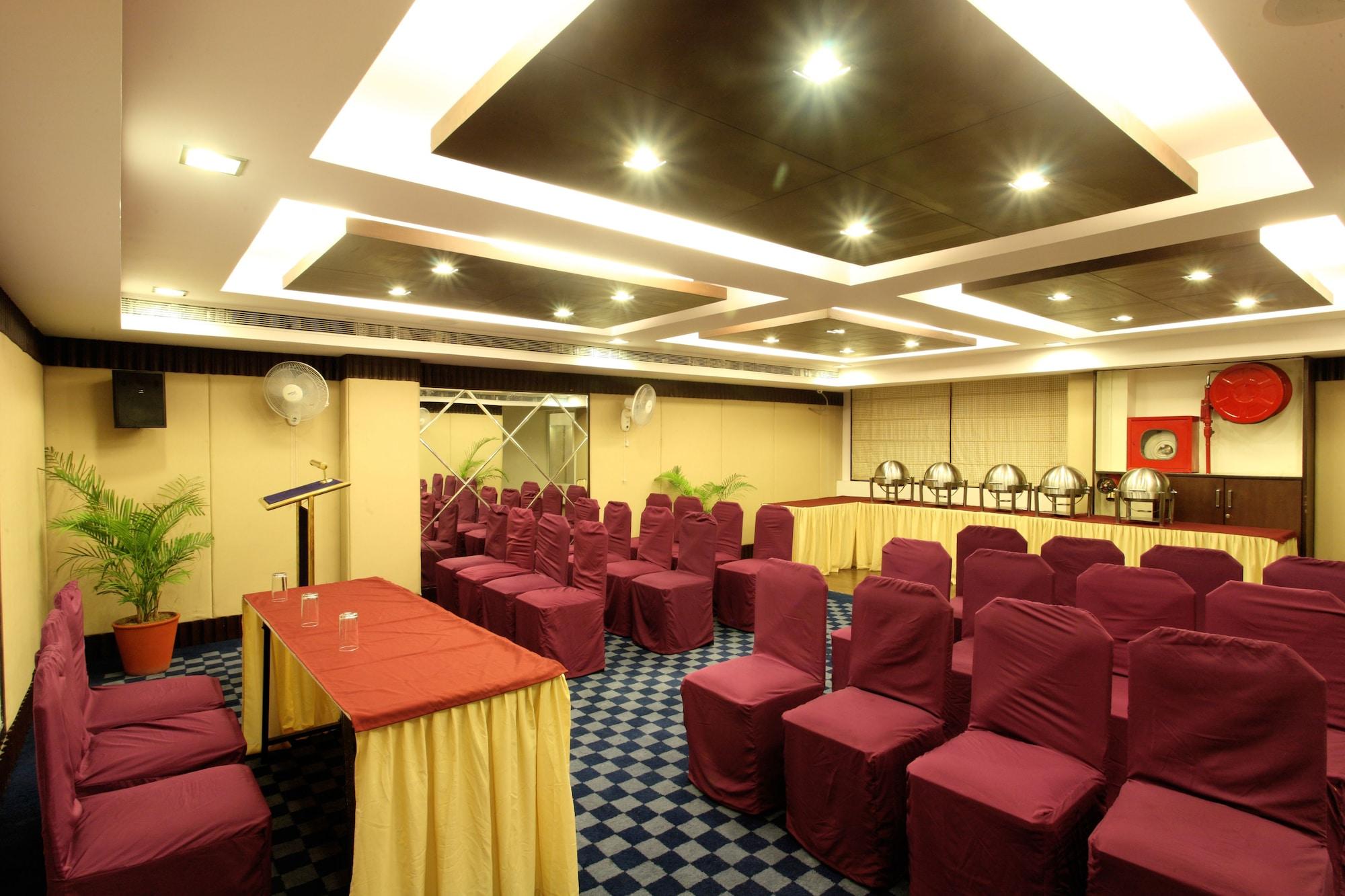 Salón de Baile Hotel Surya Plaza