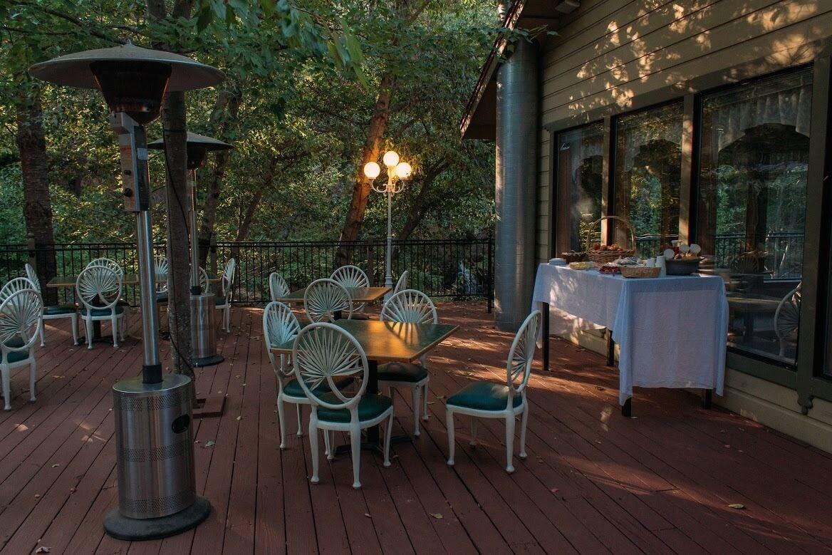 Restaurant Northern Queen Inn