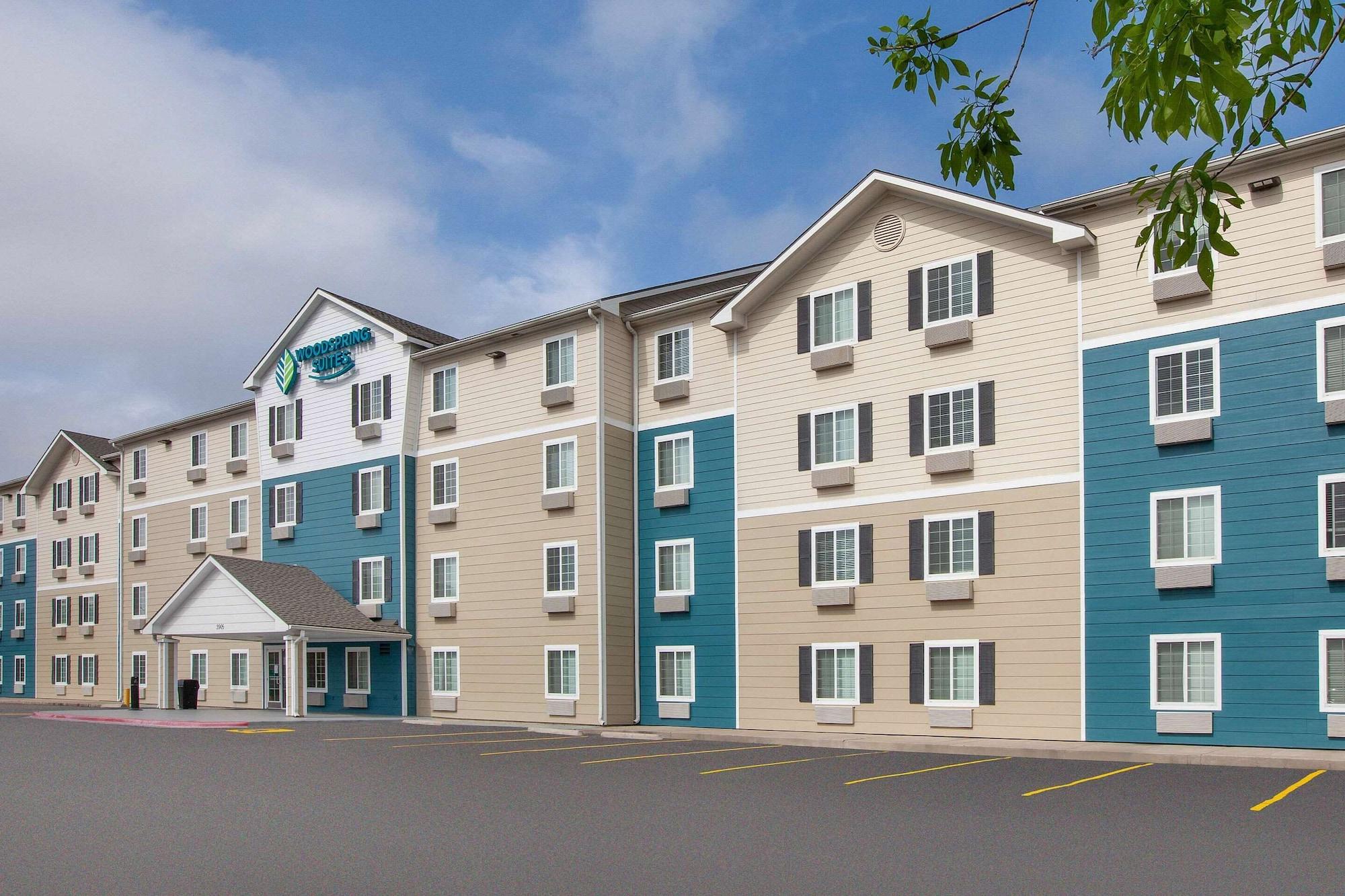 Varios WoodSpring Suites Harlingen