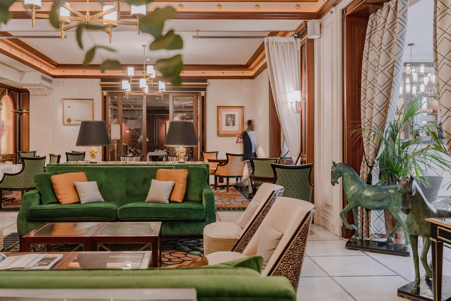 Vista Lobby Hotel Napoleon