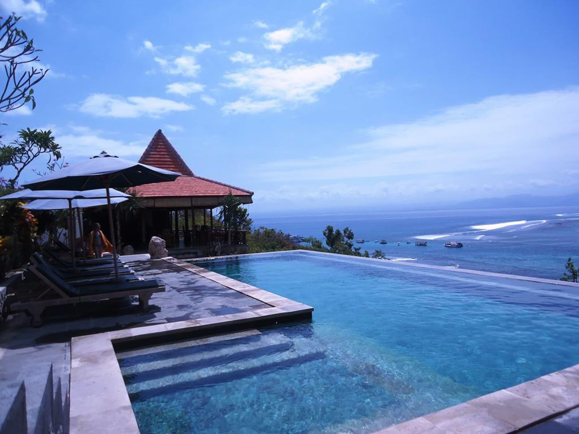 Vista Piscina Lembongan Cliff Villas