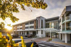 Pacote - Marsden Suites Albany