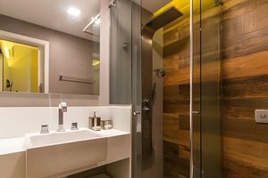 Aluguel por temporada - Excelente Quarto e Sala