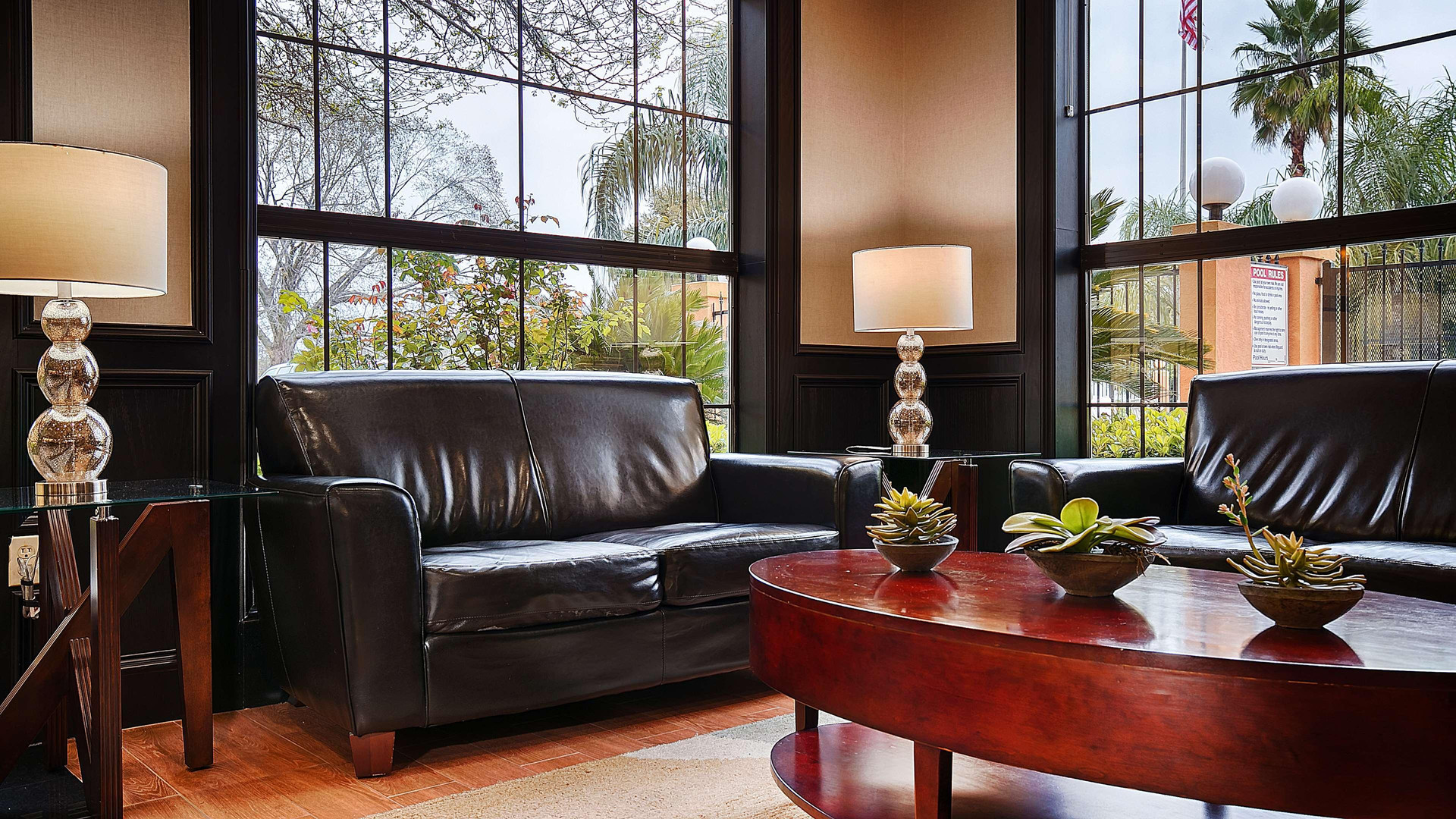Vista Lobby Best Western Plus Northwest Inn & Suites