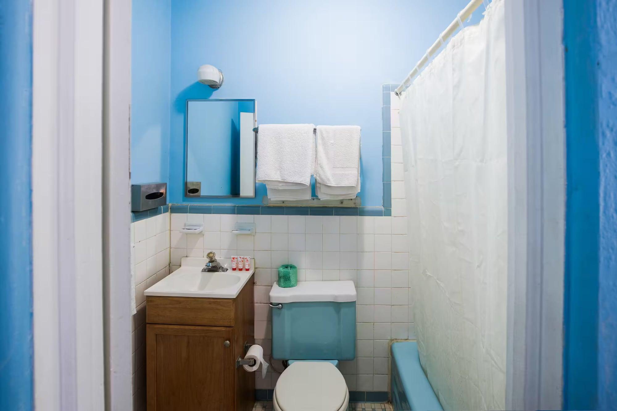 Equipamiento de Habitación BlueJay Motel - Salem - Roanoke I-81