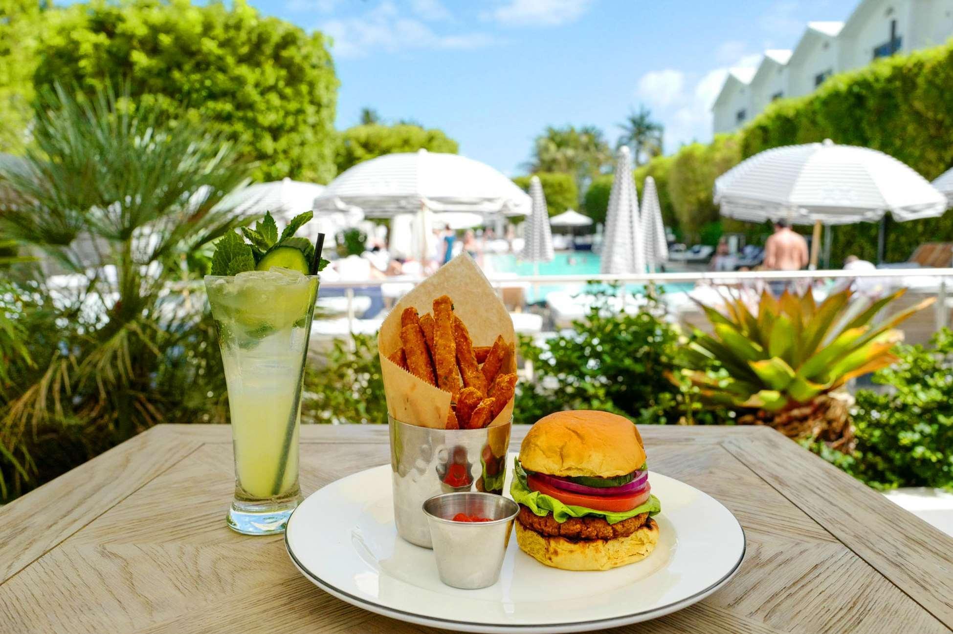 Restaurant Nautilus Sonesta Miami Beach