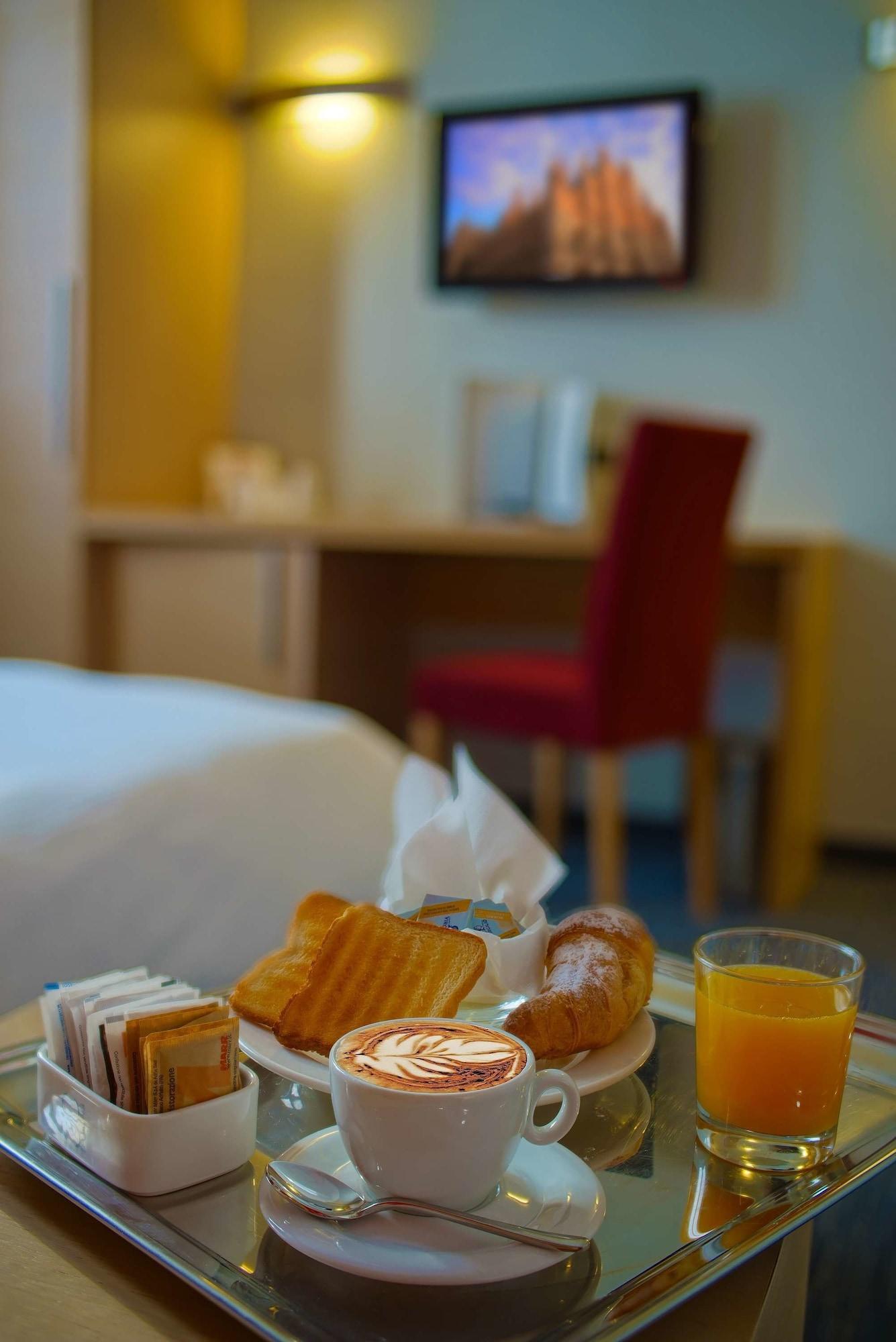 Set de Habitación Hotel Sporting Cologno