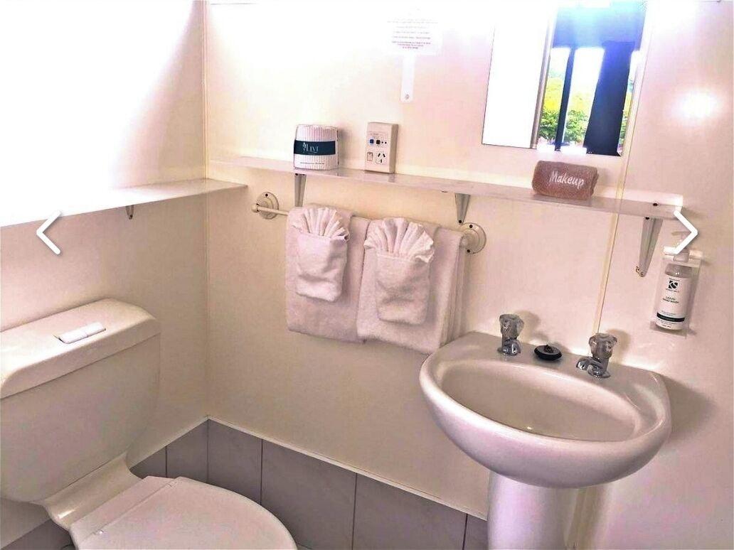 Equipamiento de Habitación Accolade Motel
