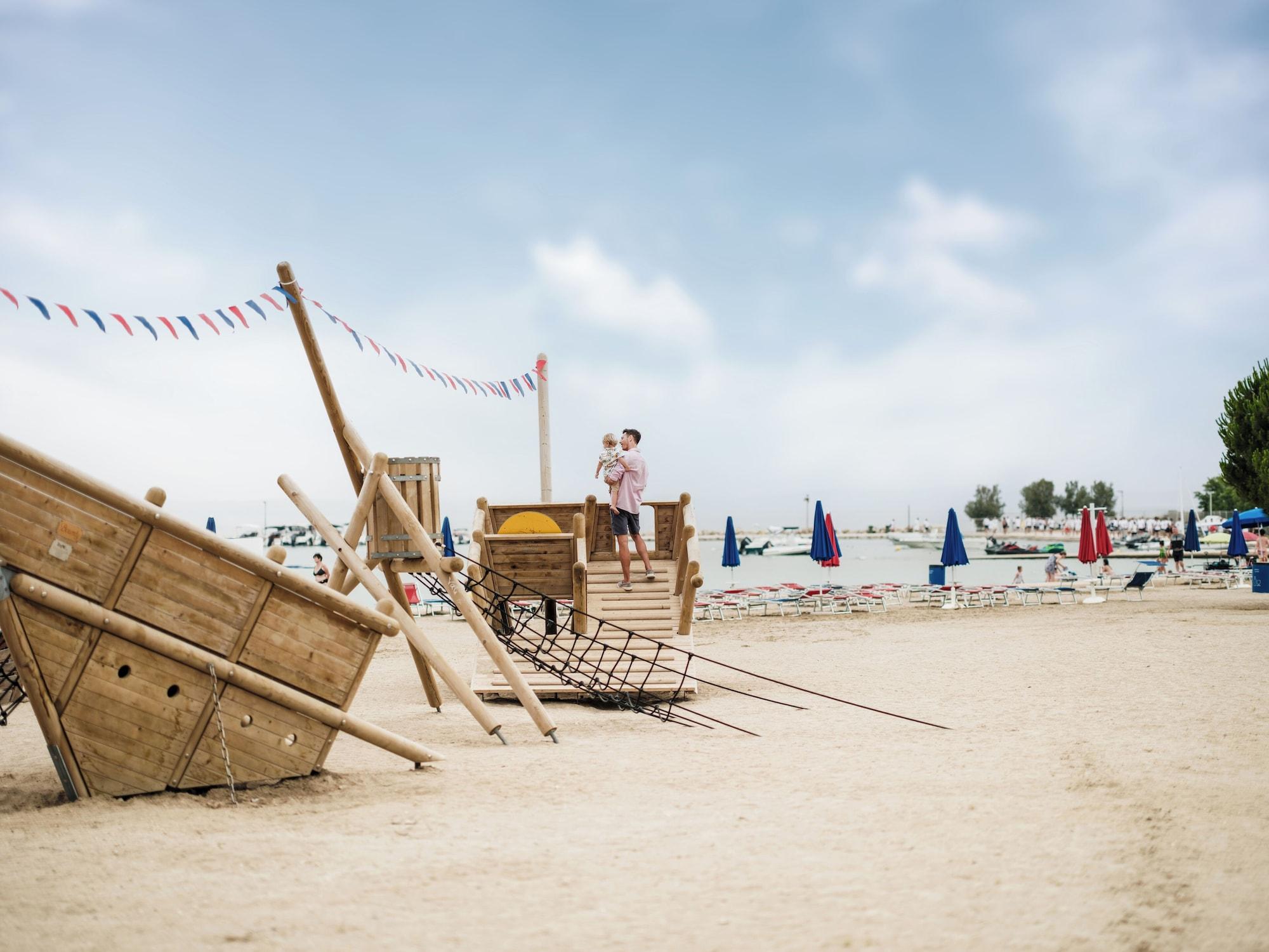 Playa Zaton Holiday Resort Camping homes