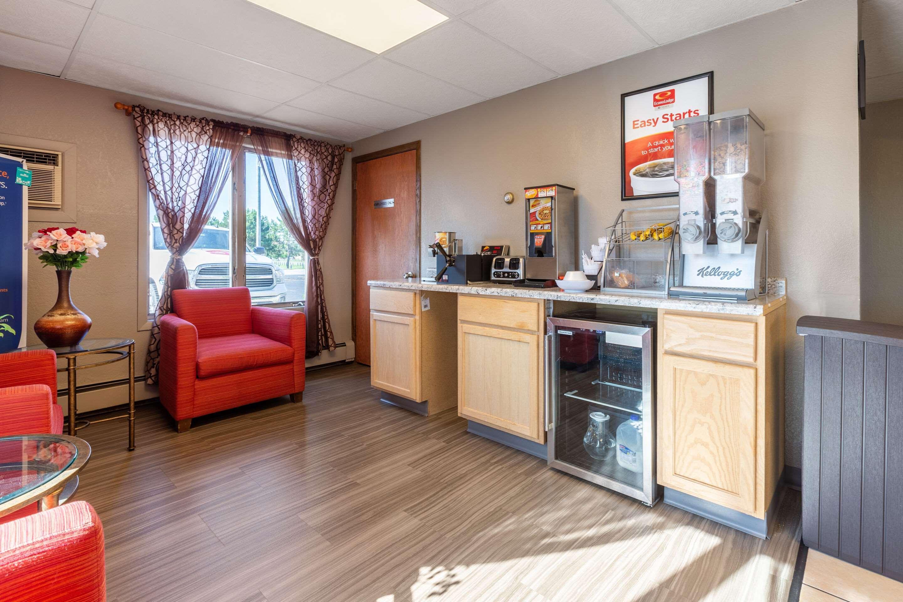 Restaurant Econo Lodge Inn & Suites Escanaba North