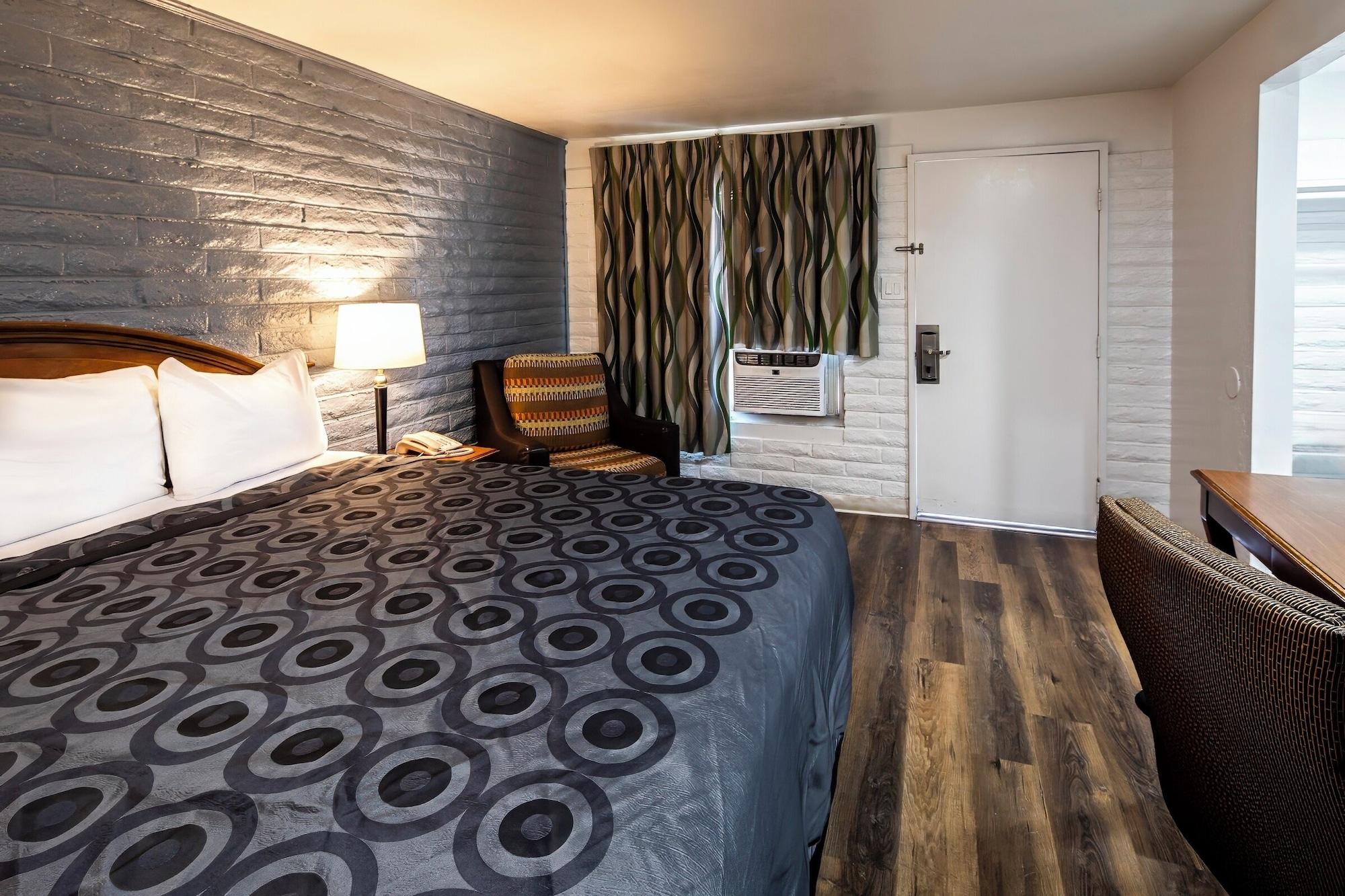 Hitching Post Studios Inn Carmel-by-the-Sea | Motels en Despegar
