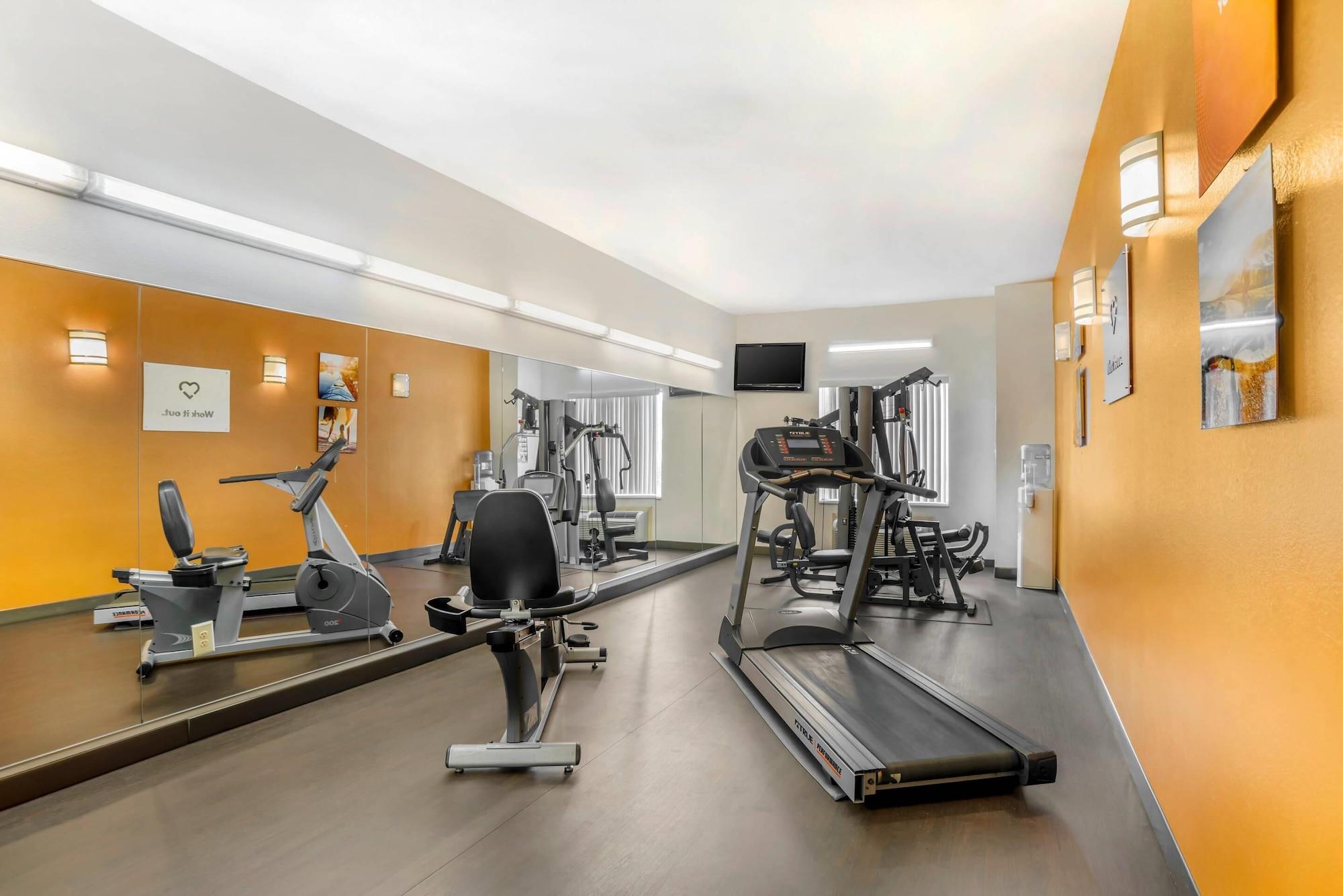 Gimnasio Comfort Suites Montgomery East Monticello Dr.