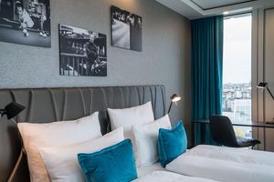 Paquete - Motel One Berlin-Upper West