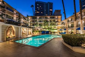 Alojamiento - Beverly Hills Plaza Hotel & Spa