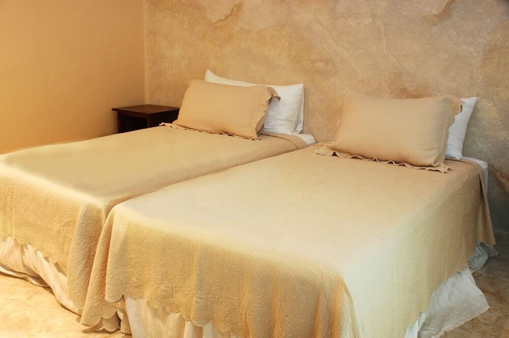 Hotel Maya Villa Condo Hotel