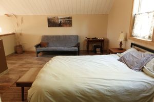 Alquiler Temporario - Lakeside luxury cabin on 125 acres. 20 min to MSU - Sleeps 6