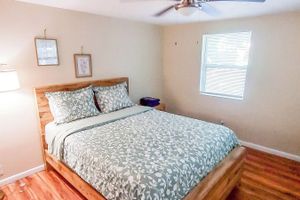 Alquiler Vacacional - Cozy 1-bedroom cottage with WiFi and AC in charming Jacksonville