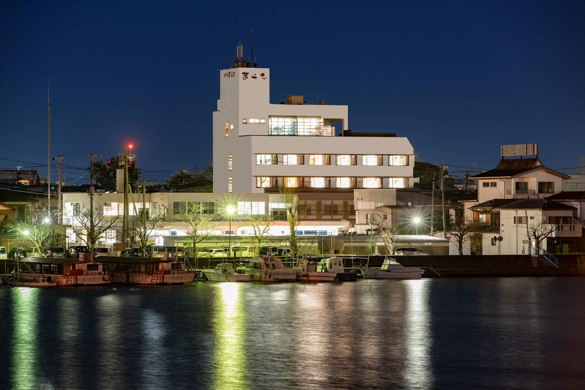 Vista Exterior New Makomo Hotel