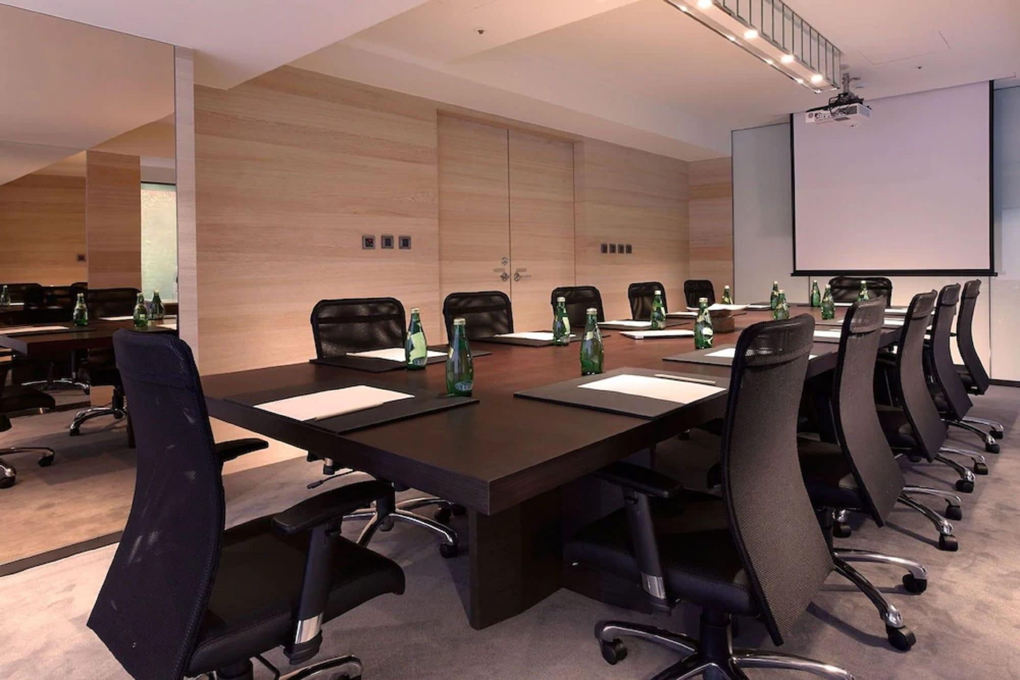 Sala de Reuniones HOTEL COZZI Minsheng Taipei