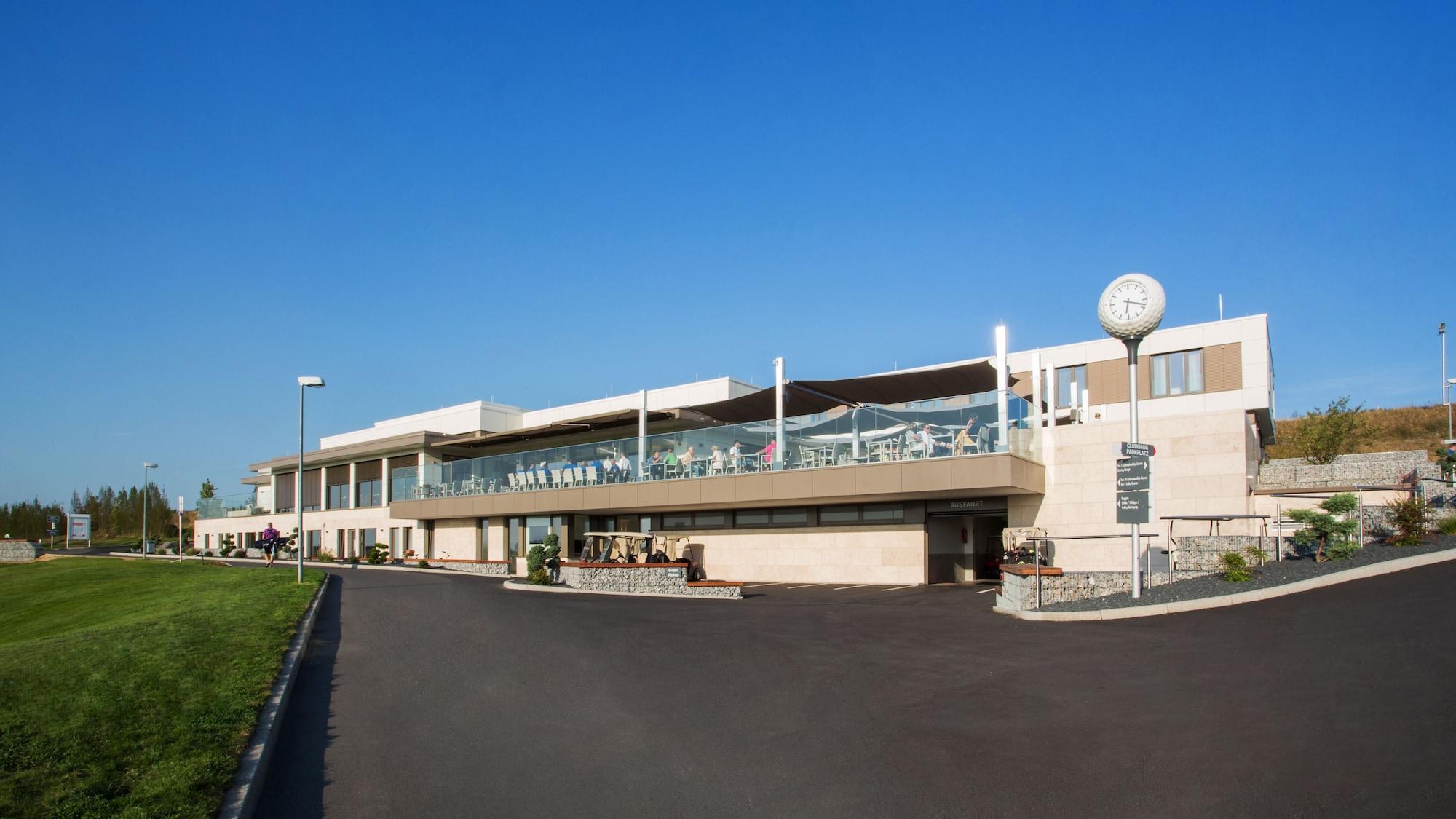 Vista Exterior The Green