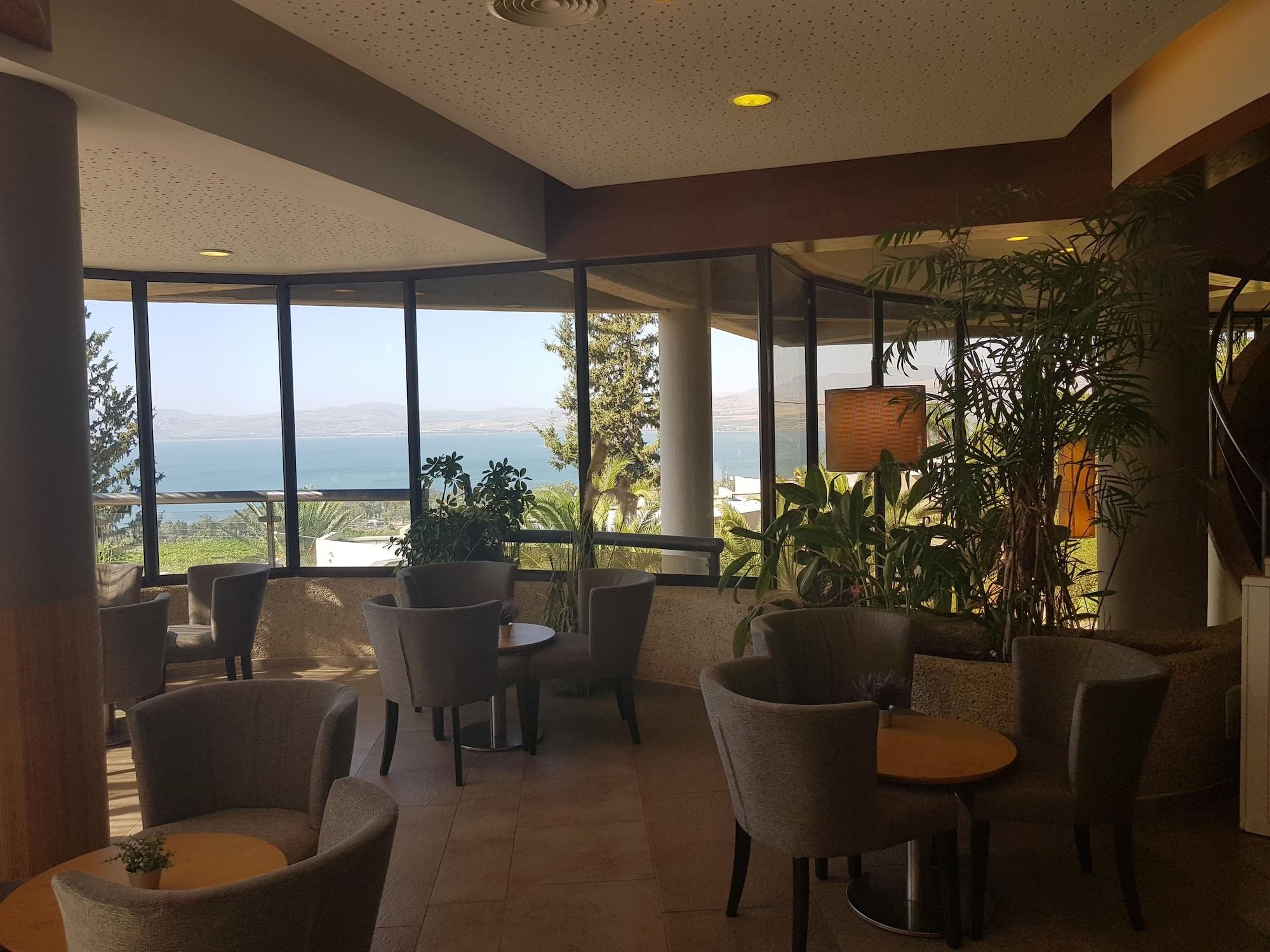 Vista Lobby Ramot Resort Hotel