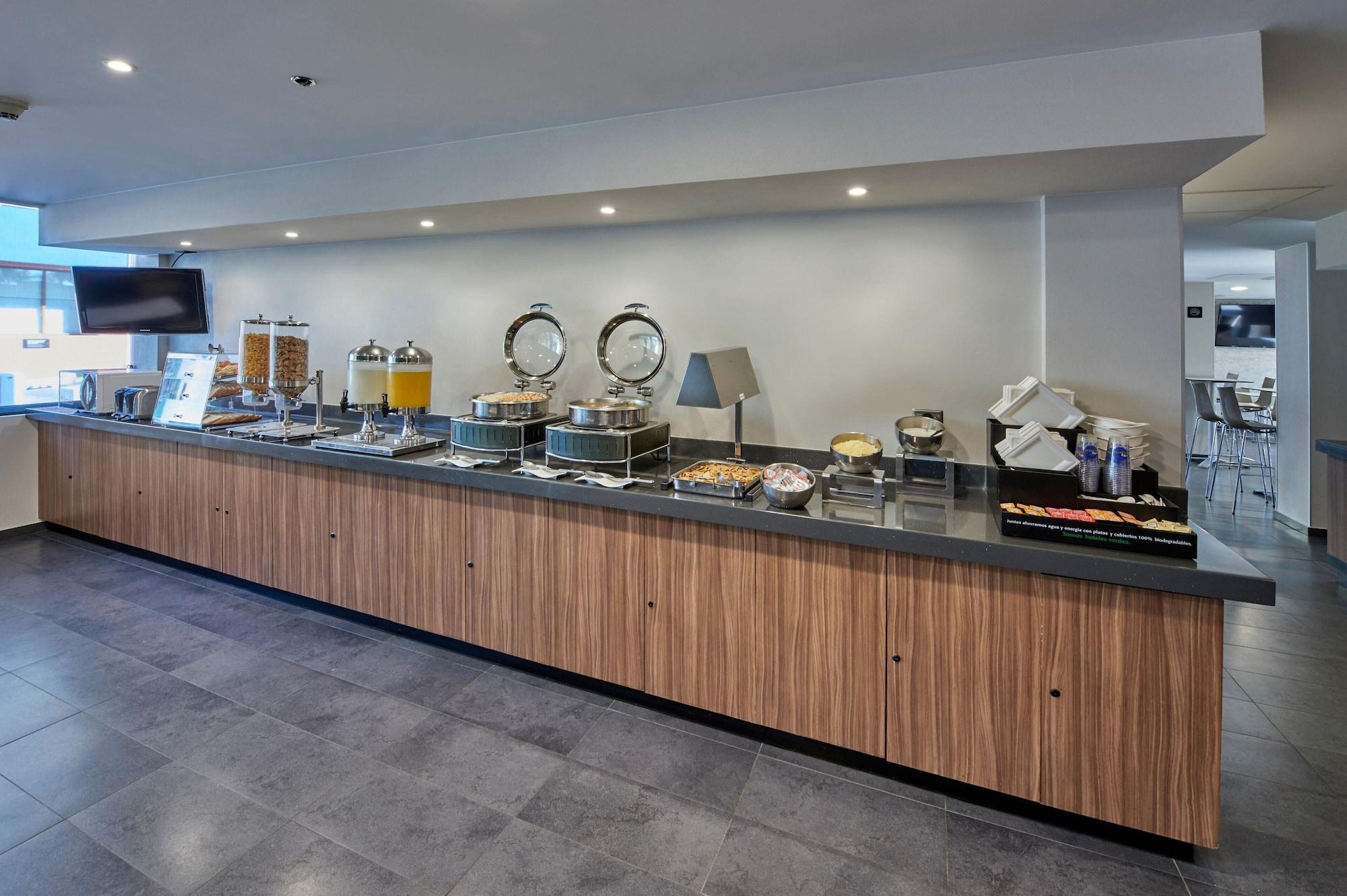 Restaurant City Express by Marriott Ciudad Victoria