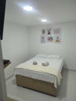 Alquiler Vacacional - Comfortable apartment steps from 70th and stadium subway station