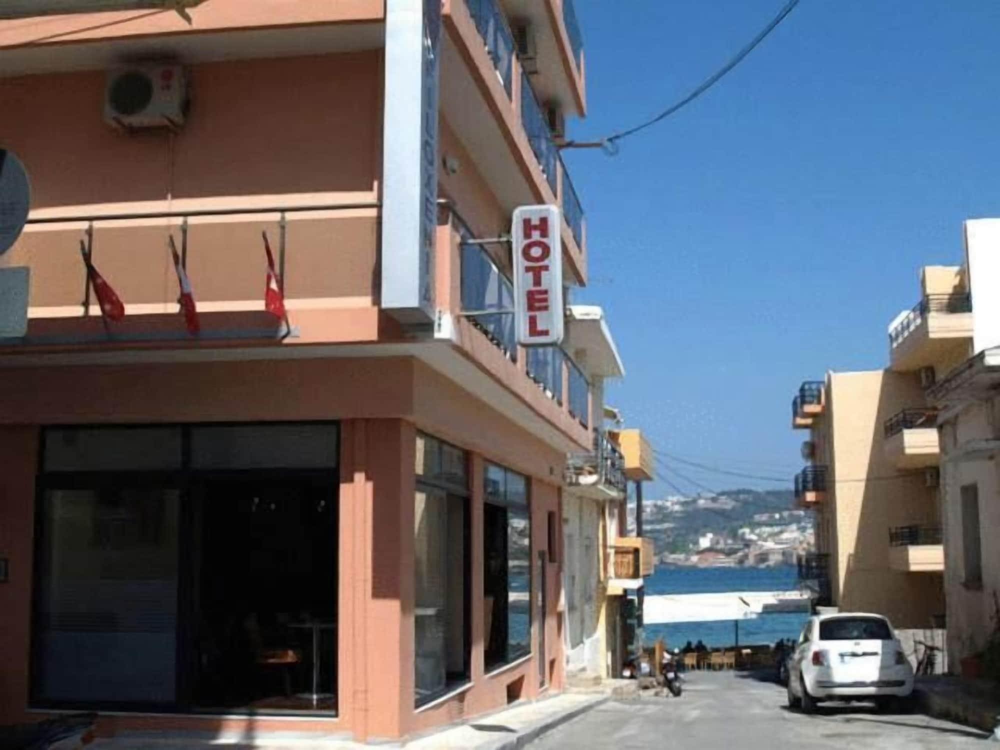 Vista Exterior Hotel Filoxenia